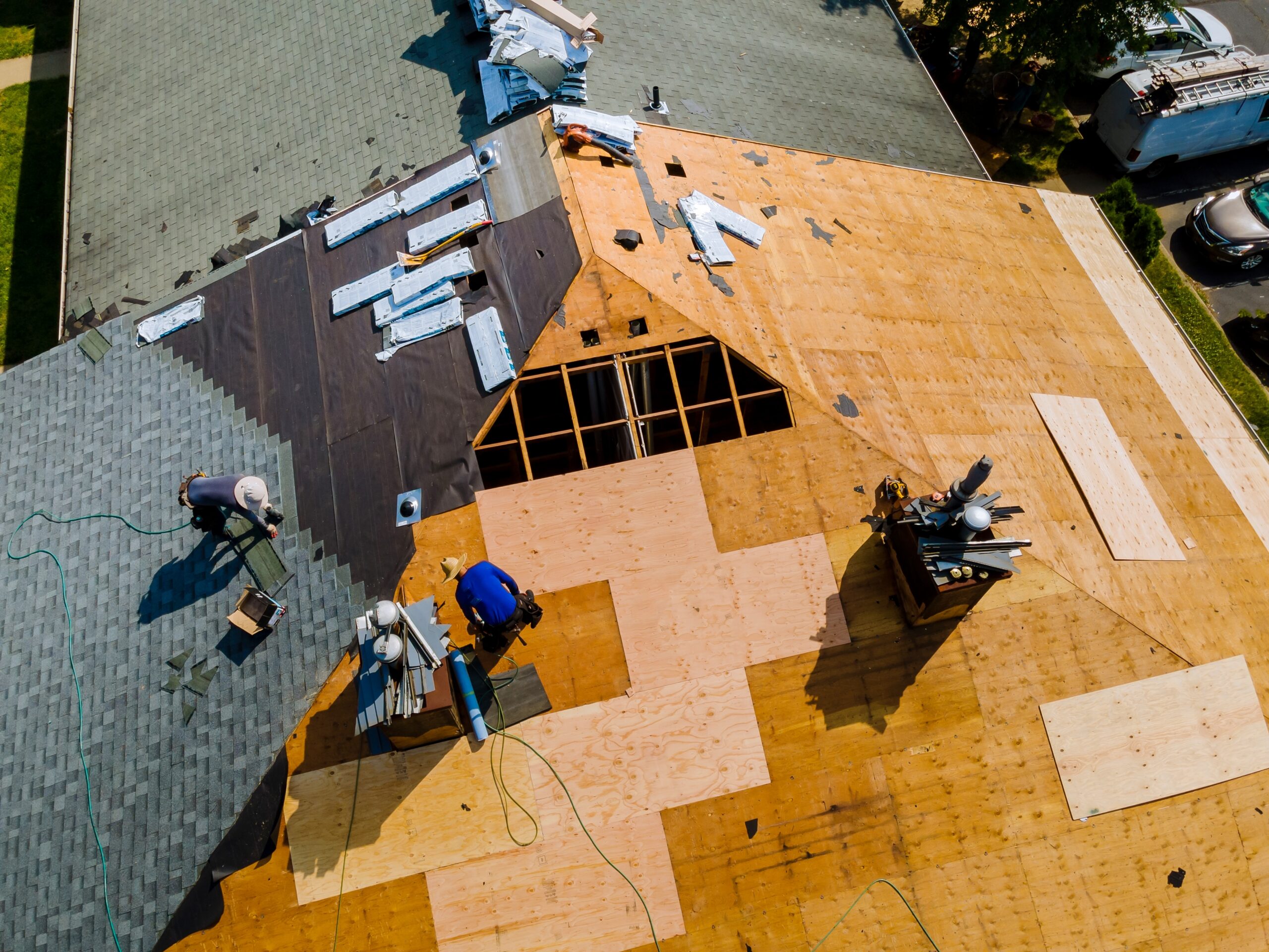 Aerial view of the Stonegate roofing crew replacing a roof in Nicholasville, Kentucky